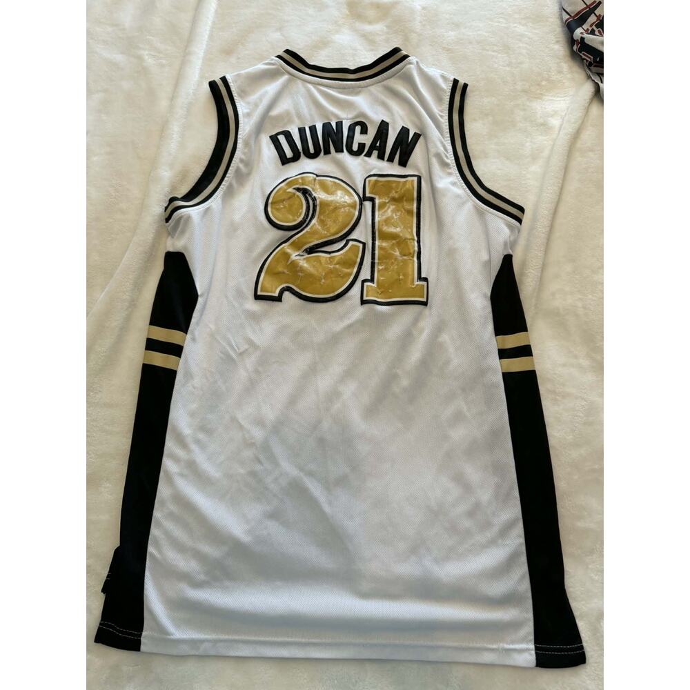 Vintage Tim Duncan Wake Forest Nike Jersey Size XL White